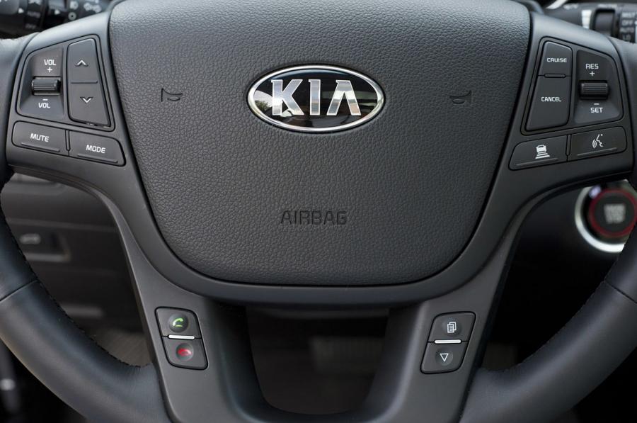  Kia Cadenza 2014 года  (фото 142 из 154)